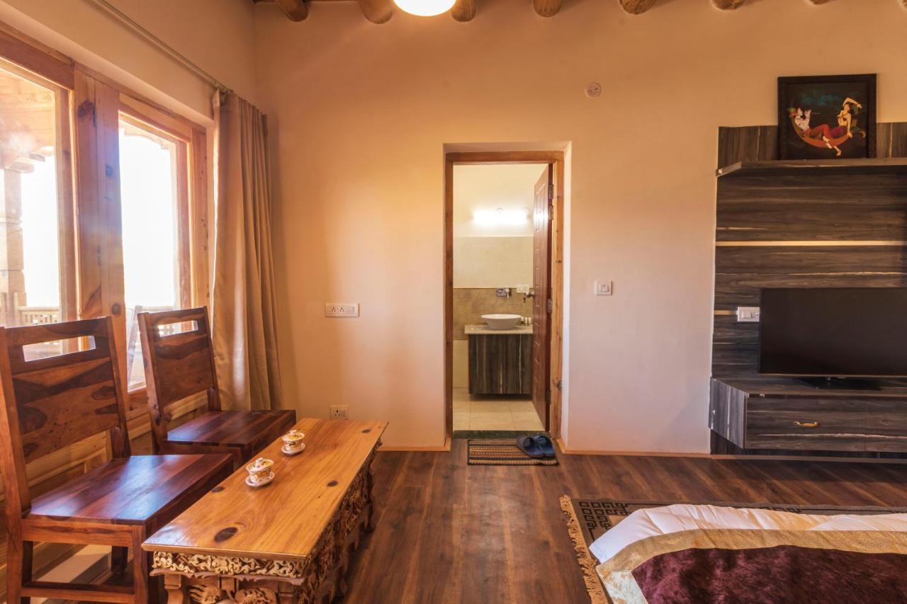 Sindhu Residency Hotel She Exterior photo